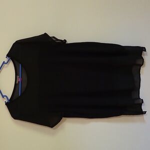 Vince Camuto Short-sleeved Top